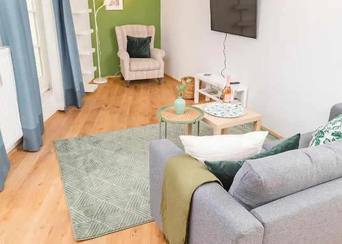 Zum Grazer Uhrturm Appartement *