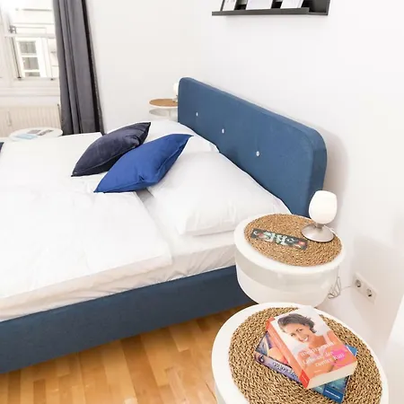 Apartment Zum Grazer Uhrturm *