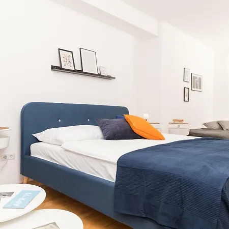 Apartment Zum Grazer Uhrturm
