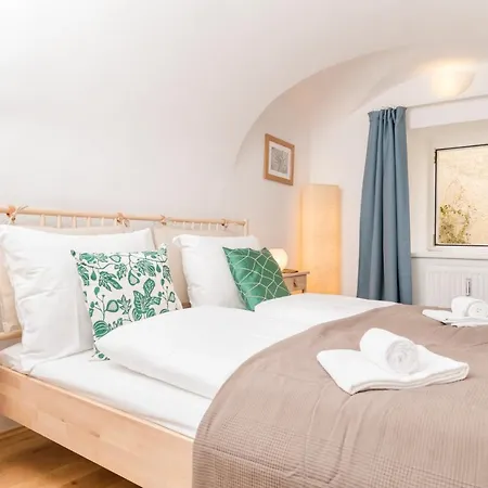 Zum Grazer Uhrturm Apartment