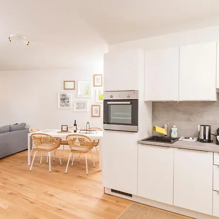Apartment Zum Grazer Uhrturm