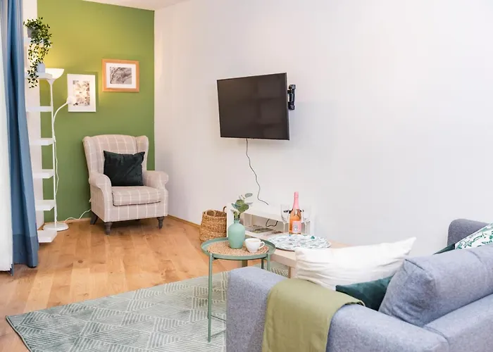 شقة Zum Grazer Uhrturm *